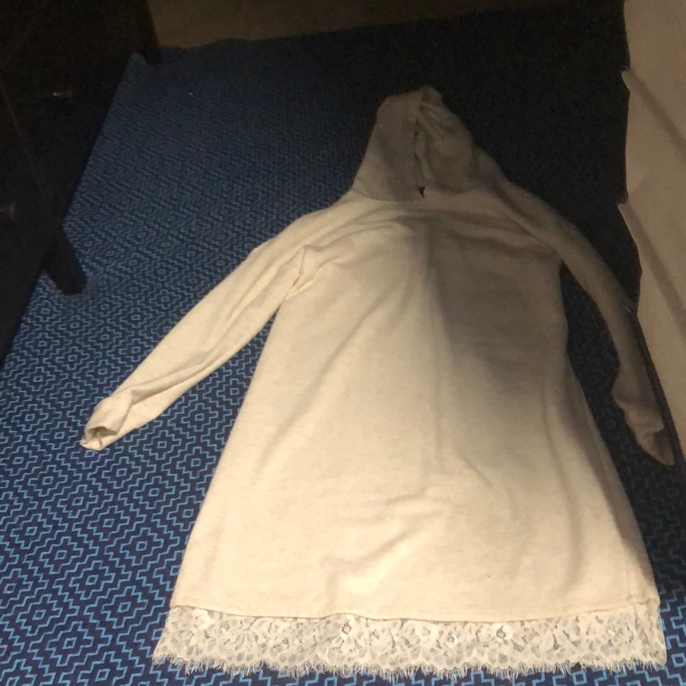 Dress - Picture 2 of 4